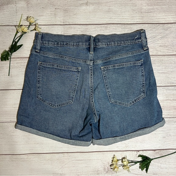 GAP Distressed Mid Rise Denim Short - Picture 8 of 13